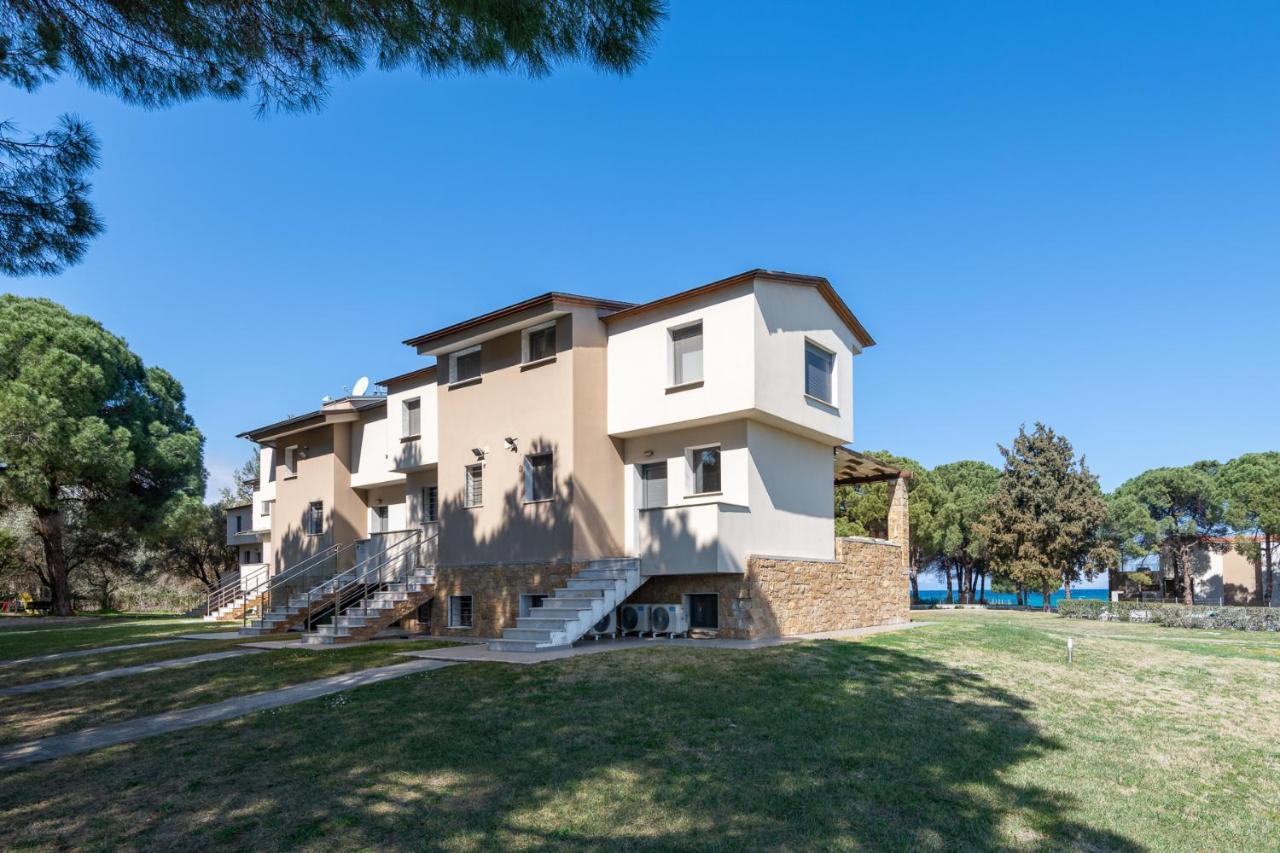 #Flh - Amalthia & Αthena Beachfront Houses In Pefkohori Zewnętrze zdjęcie